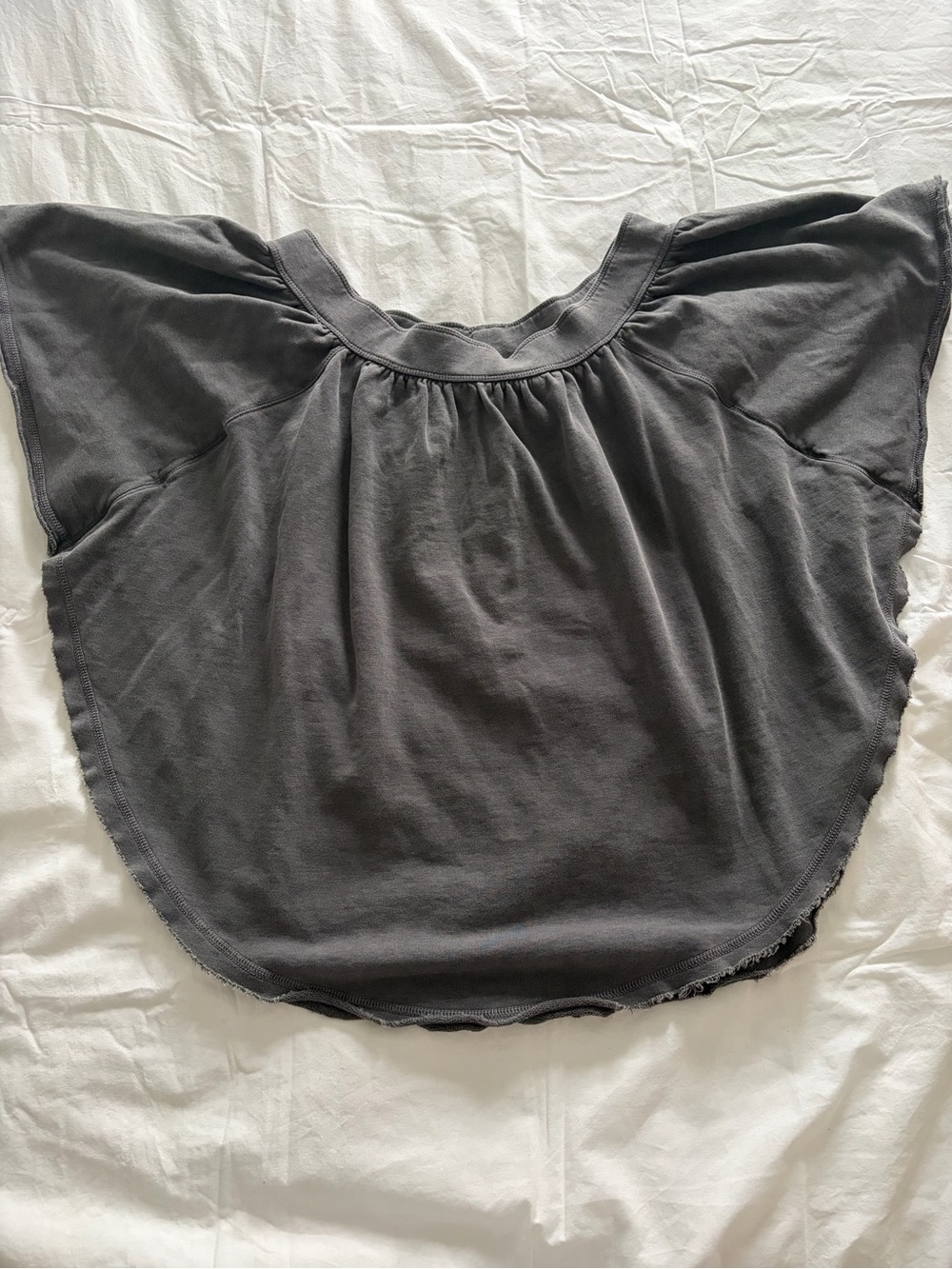 Free People Women’s Kiss Me Off-the-Shoulder Gray Flutter Top Size Medium NWT - Picture 8 of 11